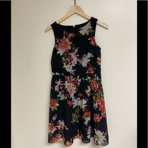 LOFT Black Floral Sheath Dress - 0 Sleeveless
